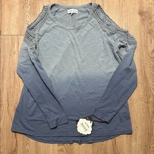 NWT Women’s Knox Rose Medium Blue Ombre Cold Shoulder Top